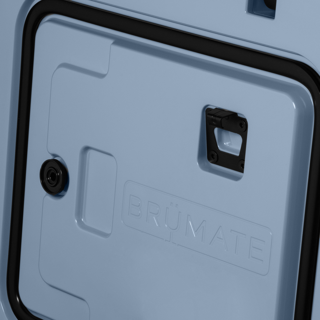 BrüTank 35-Quart Ultimate Day Trip Cooler Bundle