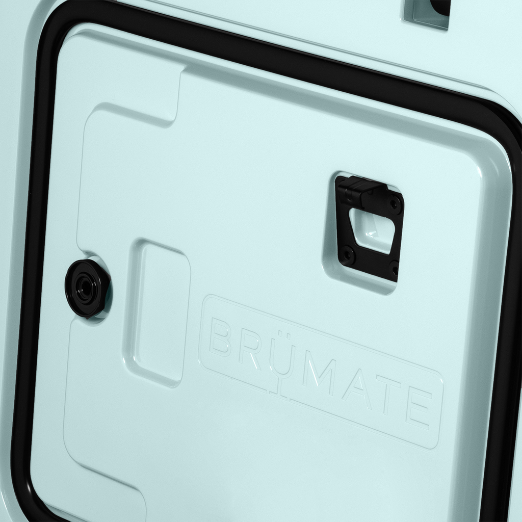 BrüTank 35-Quart Rolling Cooler