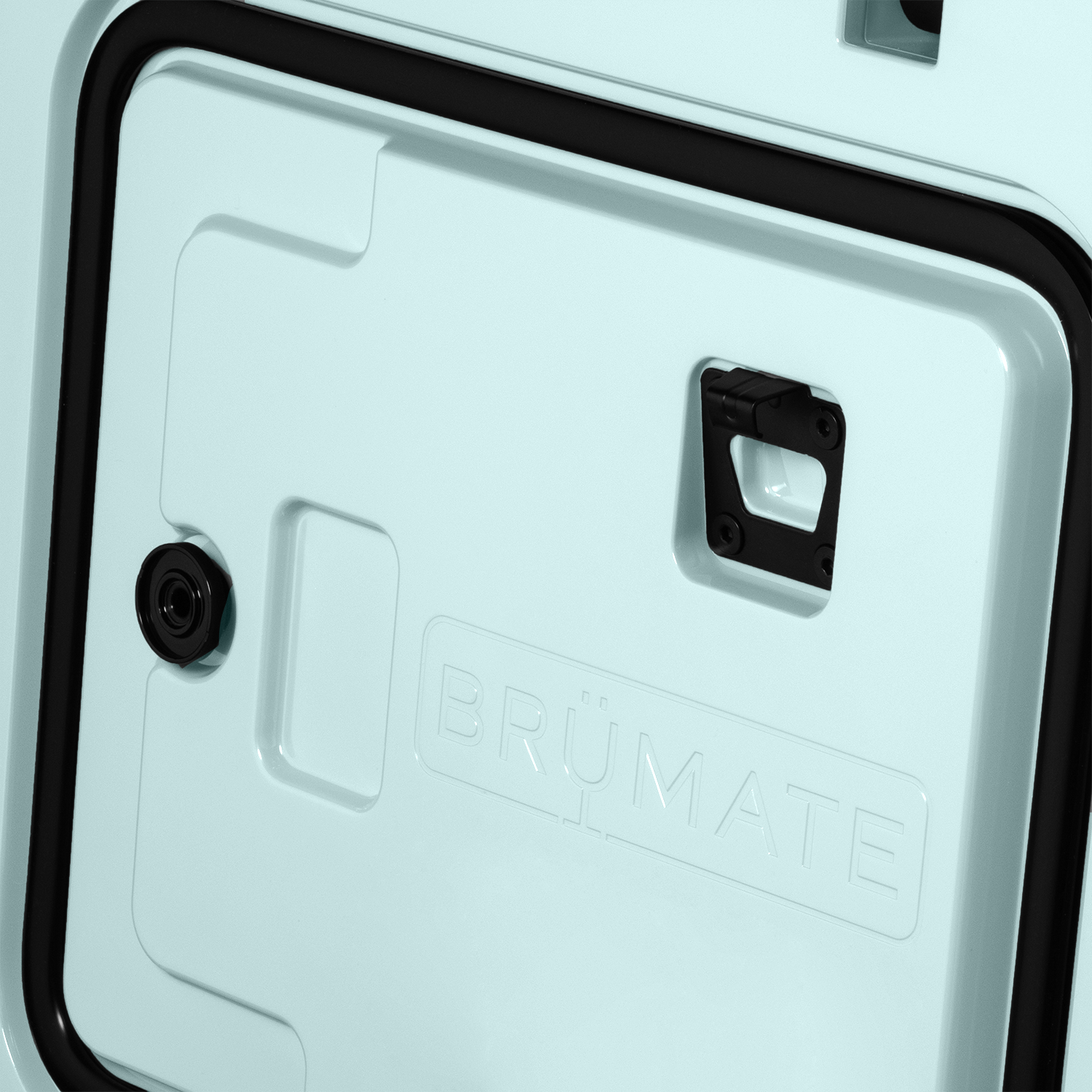 BrüTank 35-Quart Rolling Cooler